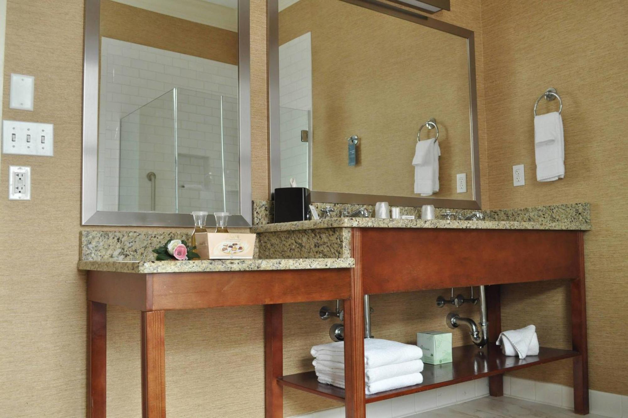 Fairfield Inn & Suites By Marriott Albany Downtown Экстерьер фото
