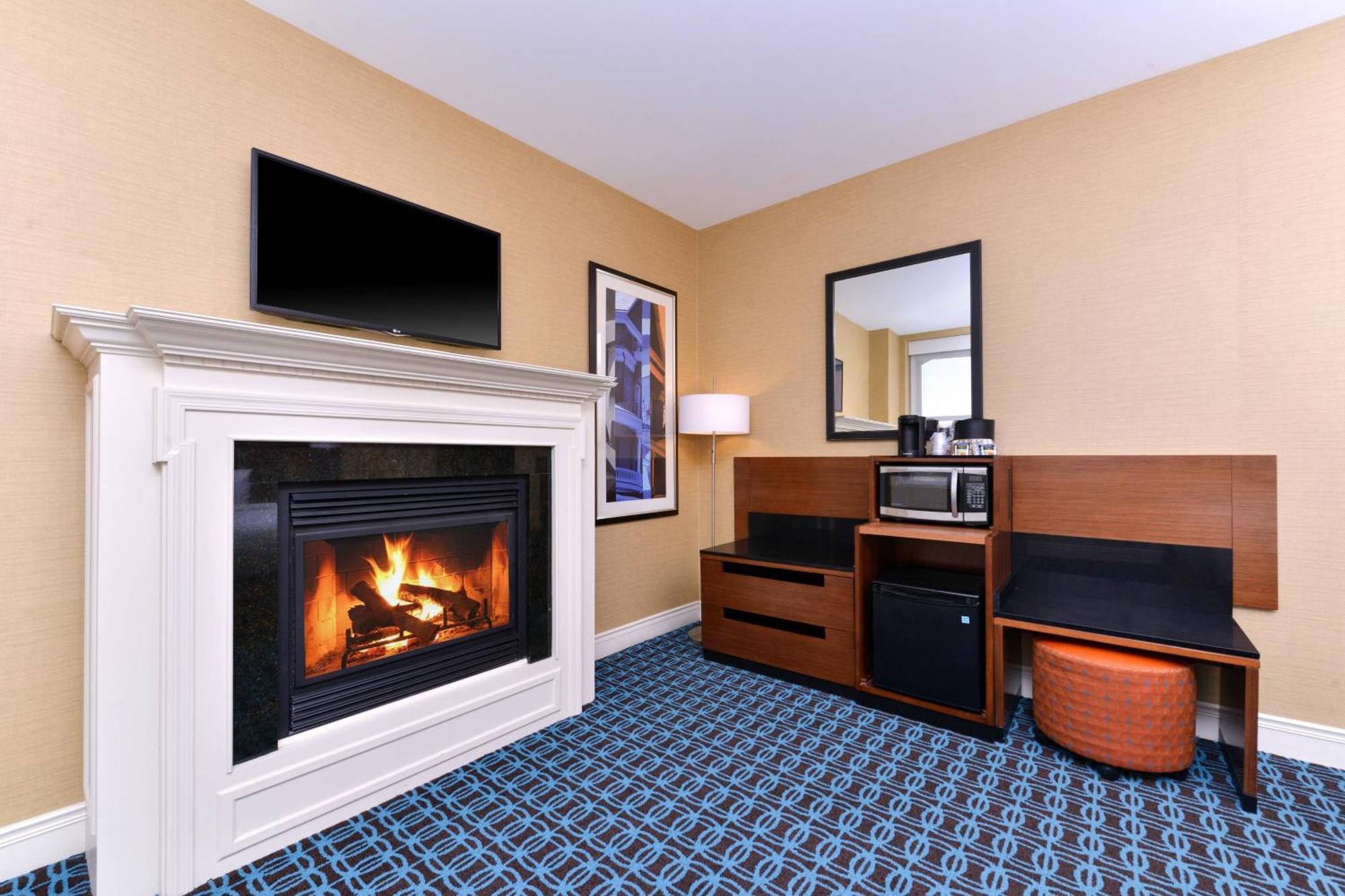 Fairfield Inn & Suites By Marriott Albany Downtown Экстерьер фото
